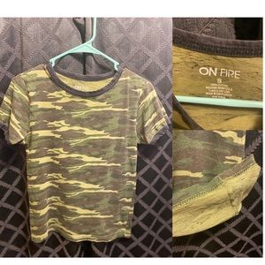Camouflage Cropped T-shirt// size S